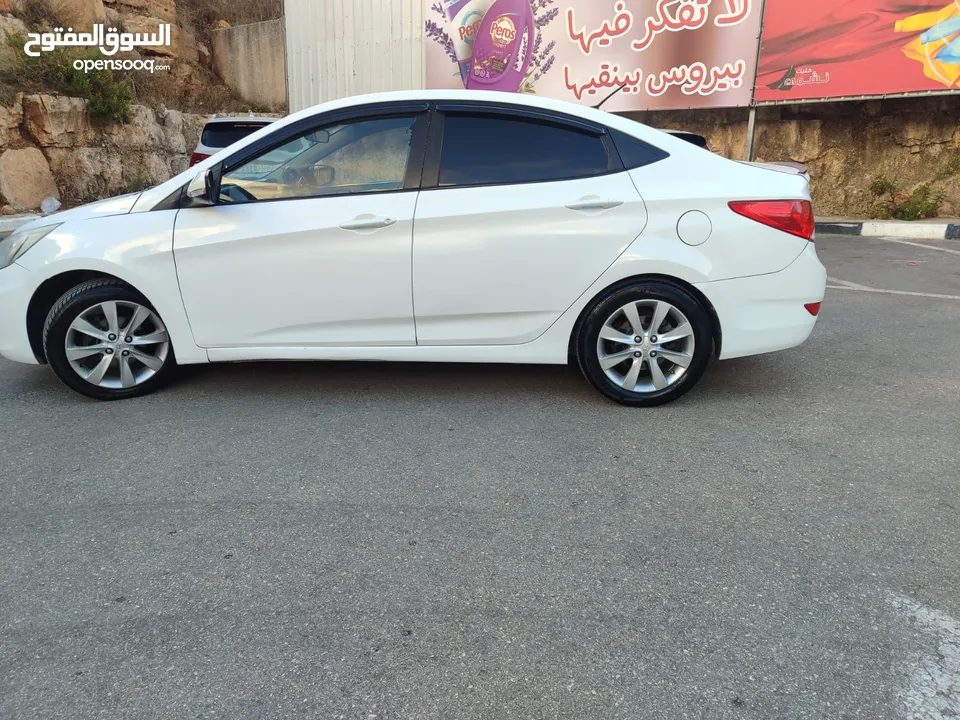 مزاحم     اكسنت سعررر حرررق 39 موديل 2018