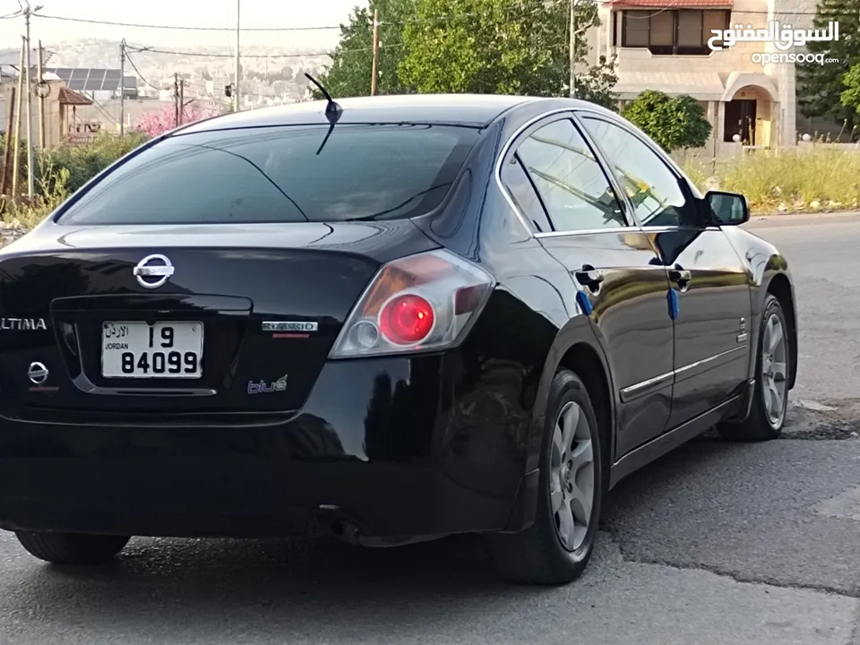 نيسان التيما هايبرد اوتوماتيك 2008 توب نظافة بسعرررر مميززز محرك 2400cc قطاره 320  بالتنكه