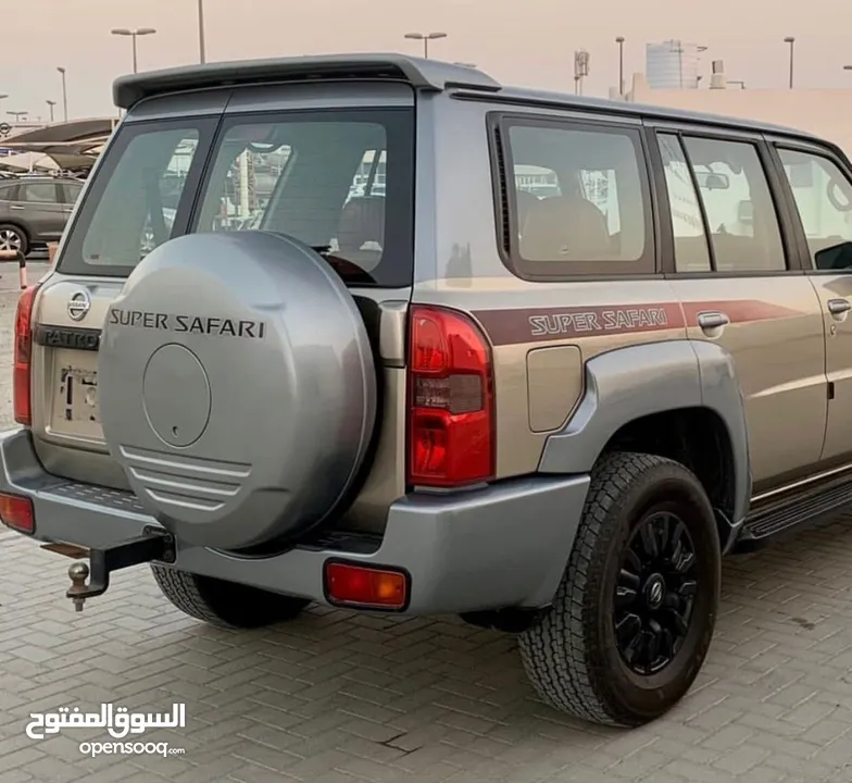 NISSAN PATROL SUPER SAFARI