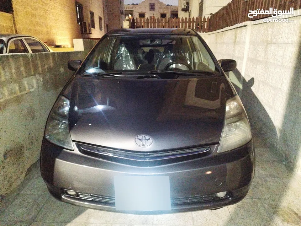 سيارة تويوتا بريوس 2009 للبيع بسعر 6500 دينار