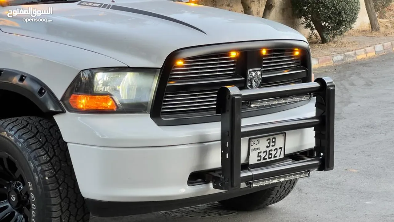 Dodge ram 2011 Hemi 5700cc معدل بالكامل