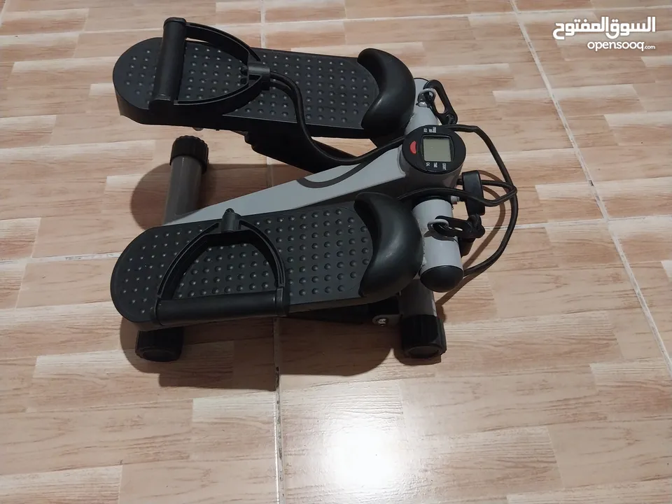 جهاز steps مع hands bands ،بحالة جديدة
