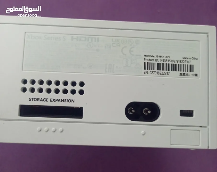 Xbox Series S و PS4 Slim للبيع بحالة ممتازة