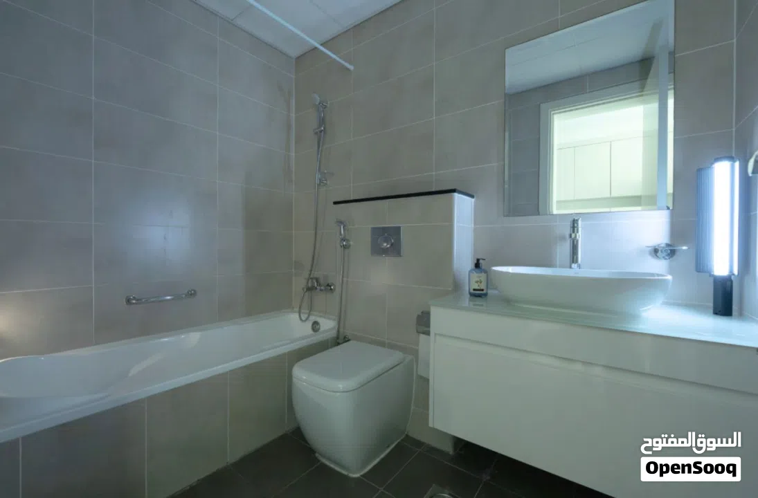 استديو لقطه كامل الخدمات مؤنث بالكامل بمسبح خاص وحديقه والسعر غير قابل للمنافسه بادر بالحجز