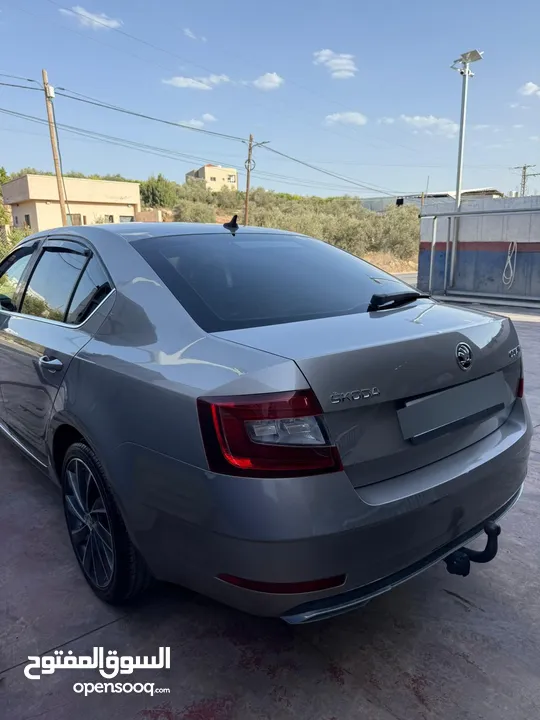 سكودا اوكتافيا  2017 ترخيص 2017 مطور 2000 ديزل  تماتك  لورين كلينتت