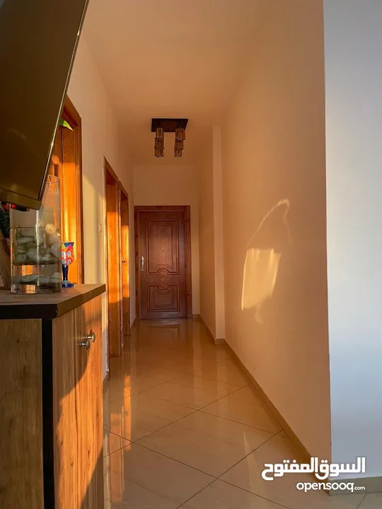 شقة مفروشة في موقع مميز (رام الله / عين مصباح)