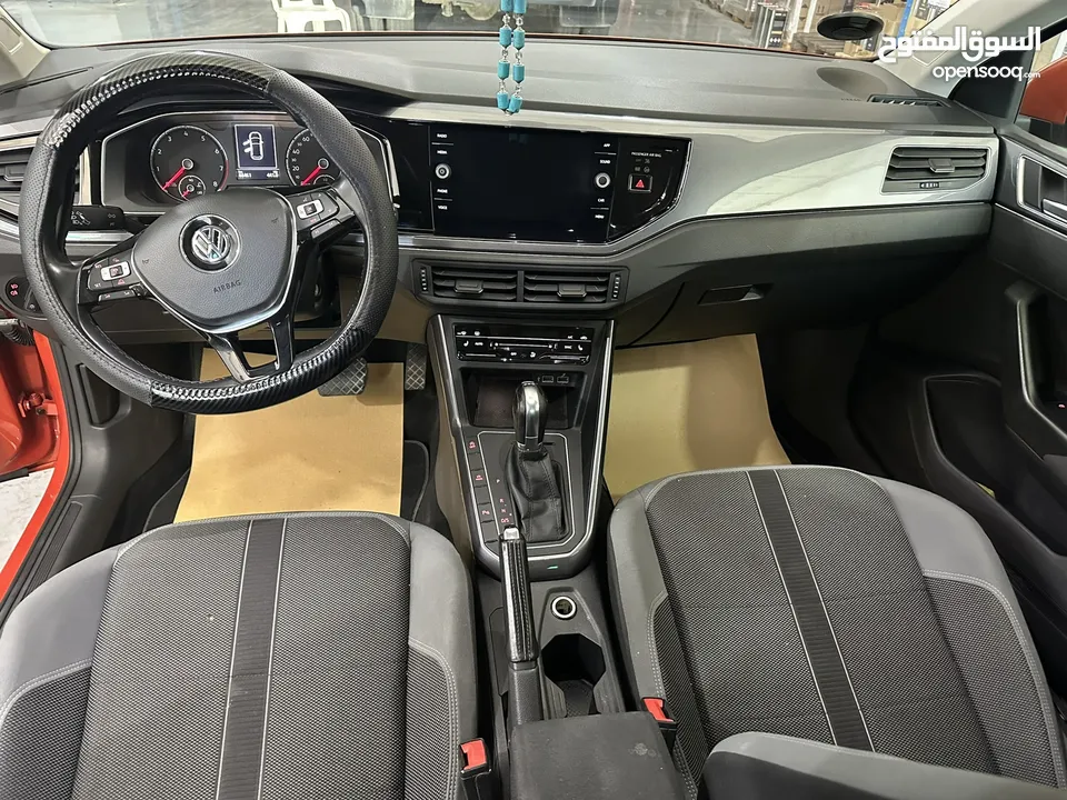 . Polo. Volkswagen