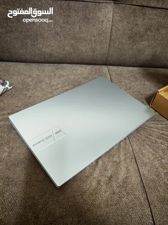 Asus Vivobook i7-13th gen بحالة الوكالة تماما