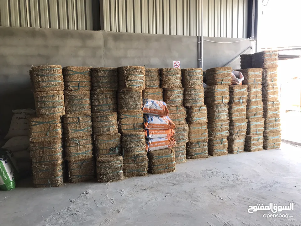 جاروشة اعلاف متخصصة باعلاف المواشي والطيور - خلطات - مواد اولية - خلطات حسب الطلب