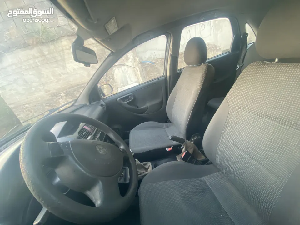 اول كورسا 2005 للبيع