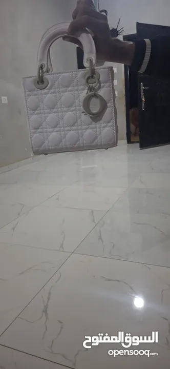 شنطه يد براندات