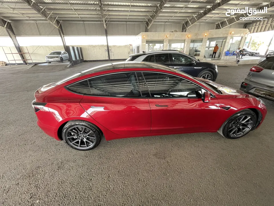 Tesla Model 3 تسلا موديل