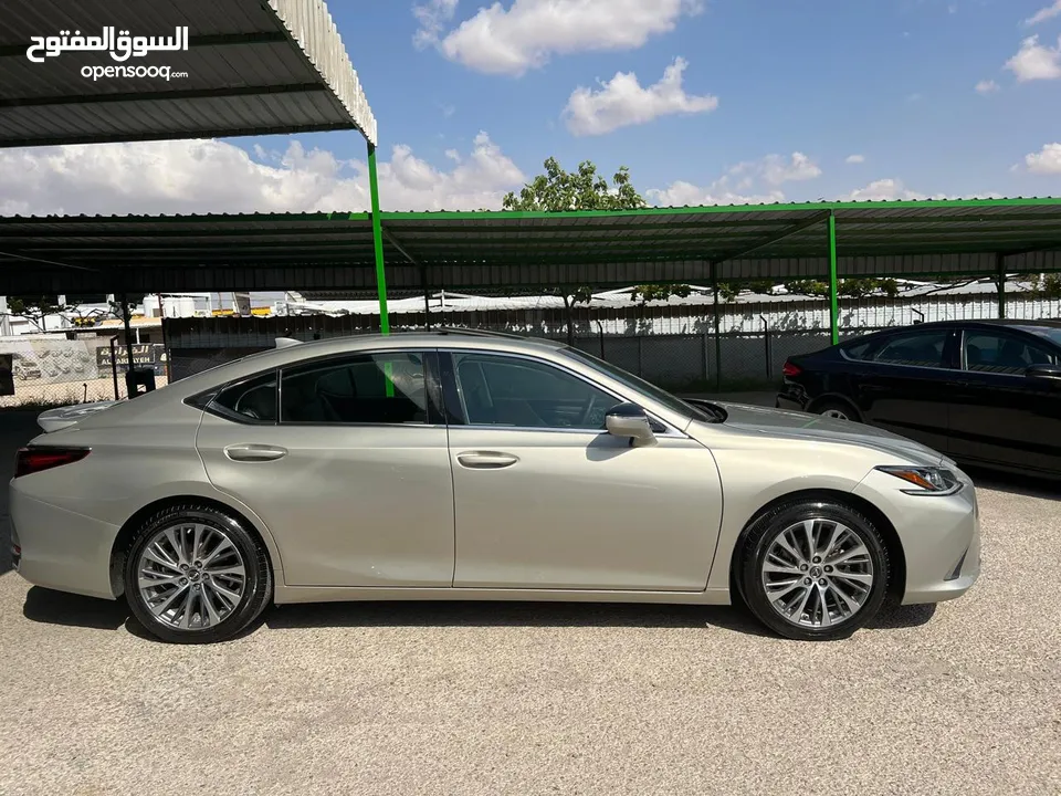 LEXUS ES 300 2021-لكزس 2021