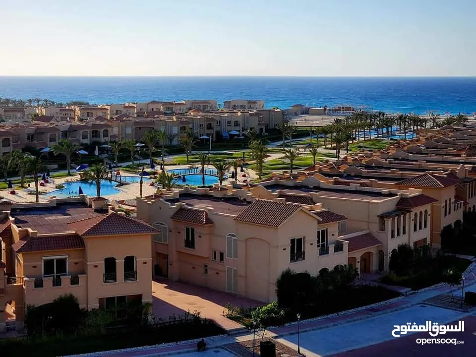 Nشاليه للبيع دابل فيو sea view  , pool  بالتقسيط علي 6 سنوات في لافيستا باي ايست الساحل الشمالي