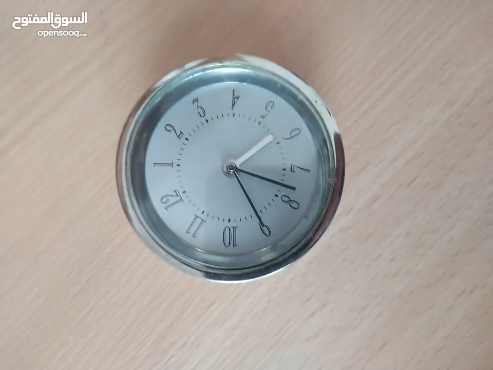 للبيع: ساعة مكتبية نادرة موديل MNS 73345 - إصدار 2008