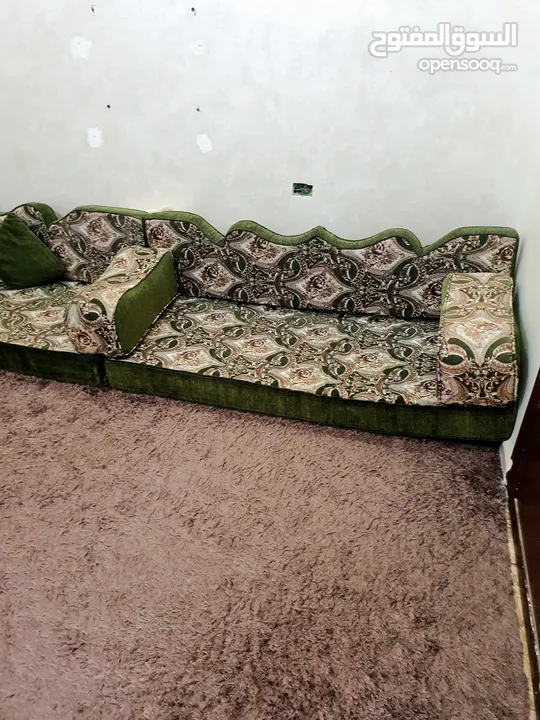 فراش عربي إسفنج مضغوط  شبه جديد إستعمال 4 شهور فقط