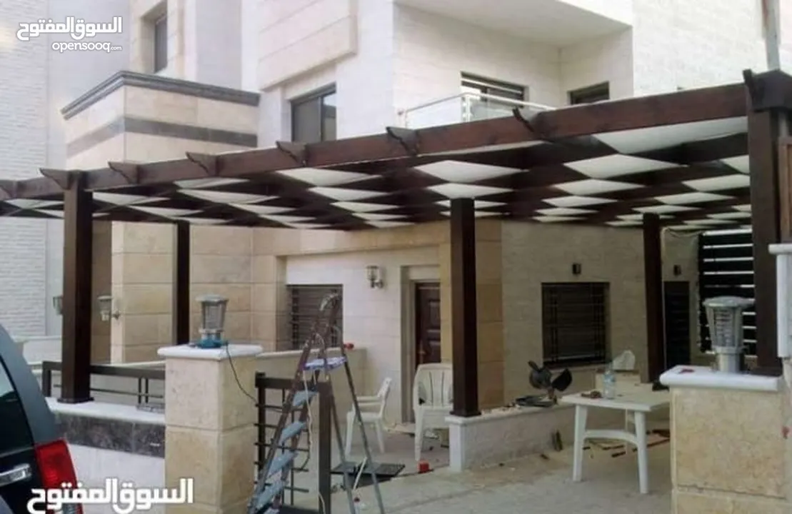 مظلات خشبيه واسوار خشبيه  للحدائق والمزارع و الترس