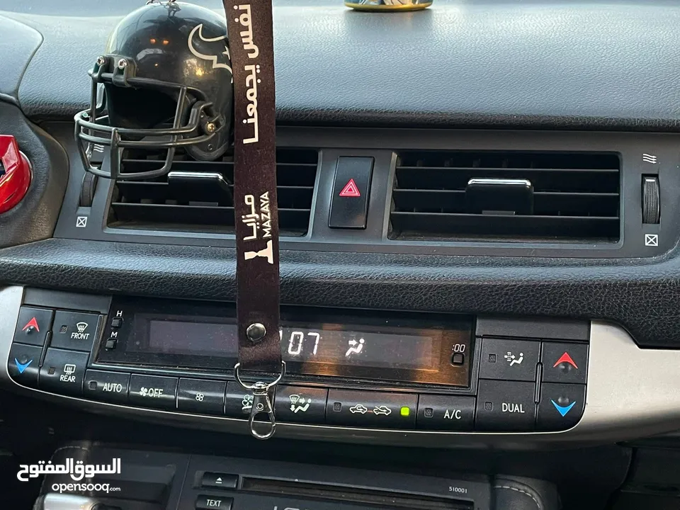 لكزس CT200H هايبرد 2014 فل الفل مميزة جدا للبيع بسعر مغري