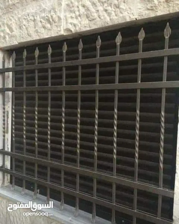 حداد متنقل  تفصيل جميع الأبواب والحمايات ولمعرشات ولصيانه العامه