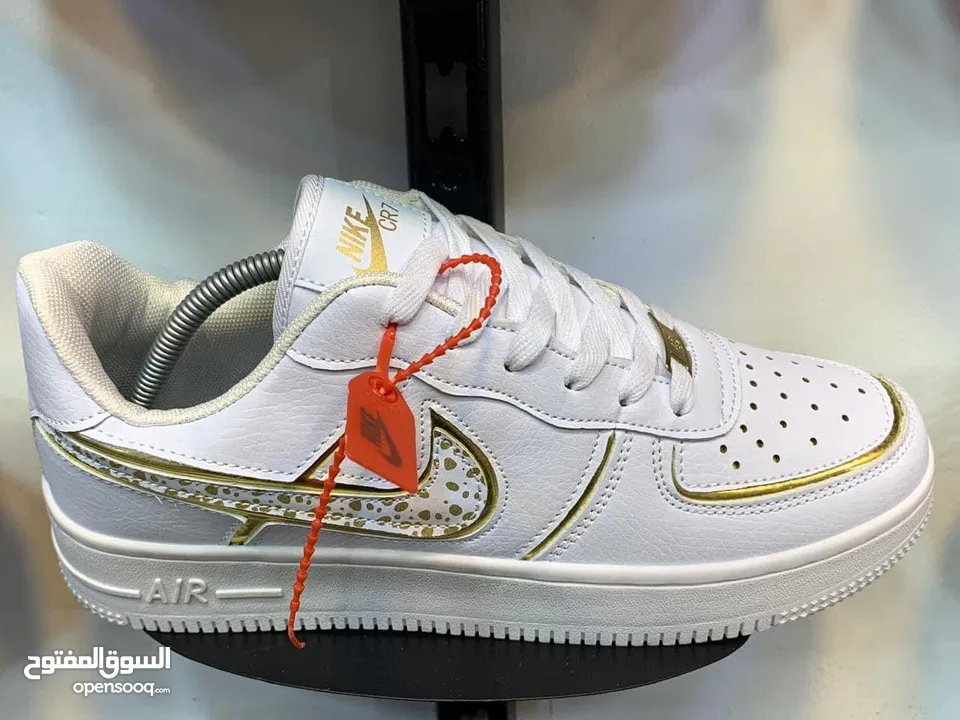 مجموعة متميزة من الأحذية والبراندات الجديدة  Adidas NiKE PUMA Skechers