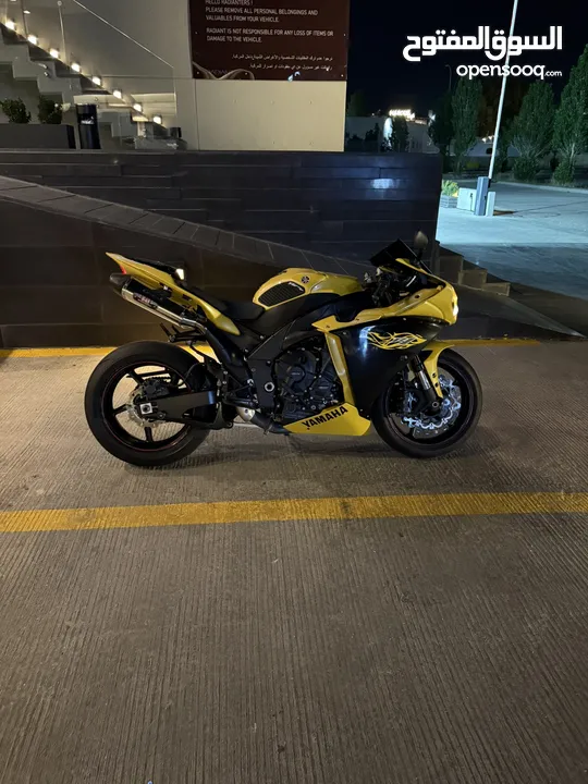 Yamaha R1 2011