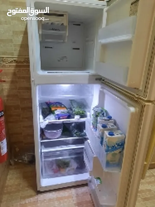 Samsung Refrigerator with 10 year warranty and just used for 2months