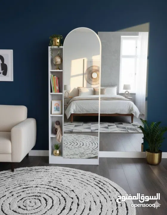 مرآة أرضية فاخرة مع رفوف جانبية – قطعة ديكور تخطّف الأنظار