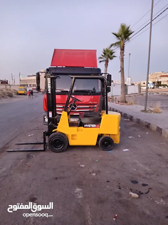 رافعات شوكية نوع هايستر ديزل حمولت 2طن جك وصط  قير اتومتك بحاله الوكاله