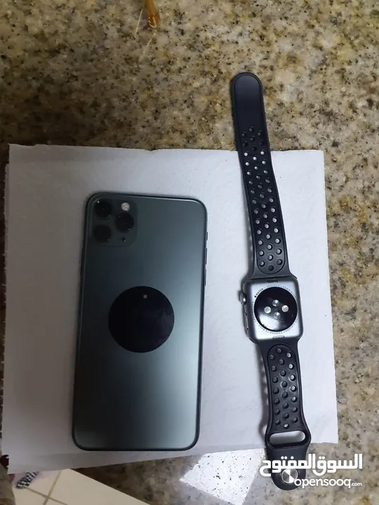 Iphon 11pro max + appel watch s3 42mm