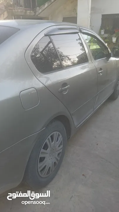 سكودا اوكتافيا 2011