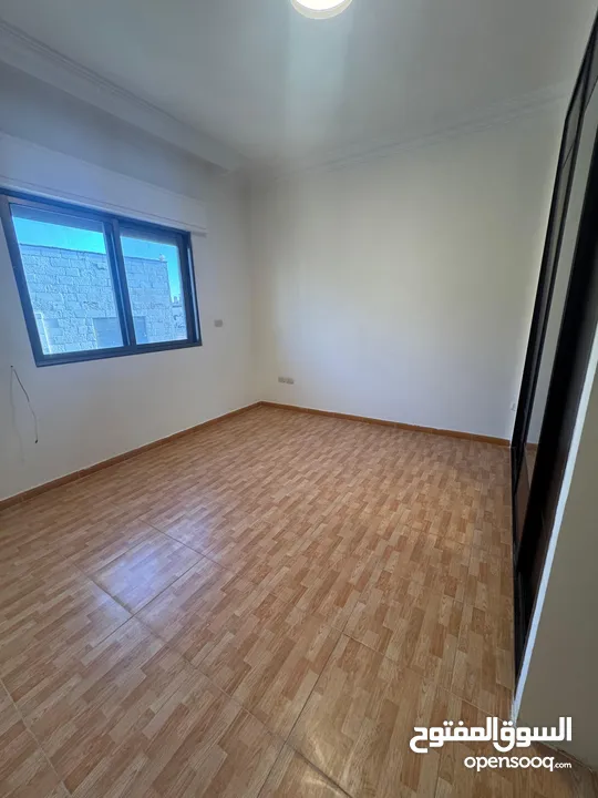 شقة طابقية مميزة للبيع في دير غبار / خلف Centro Mada Amman طريق المطار .
