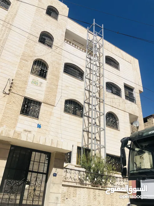 مصعد خارجي كامل مواصفات جيدة جدا مع سيفتي كامل