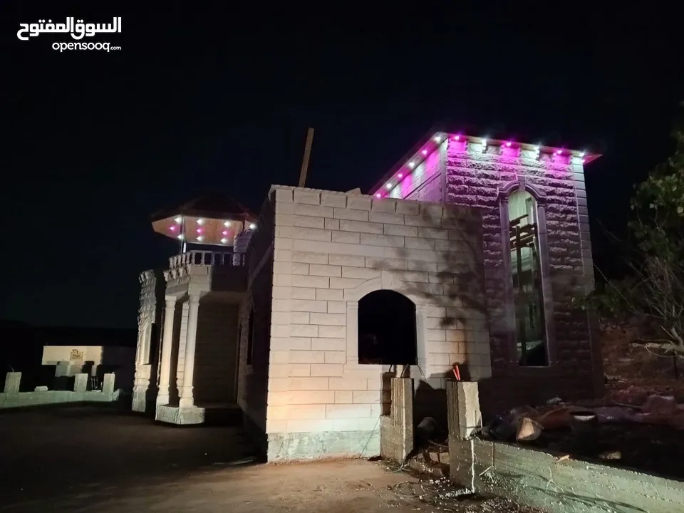 ڤيلا للبيع بيت لحم مراح رباح  عضم  جميع الخدمات  طابو تنازل