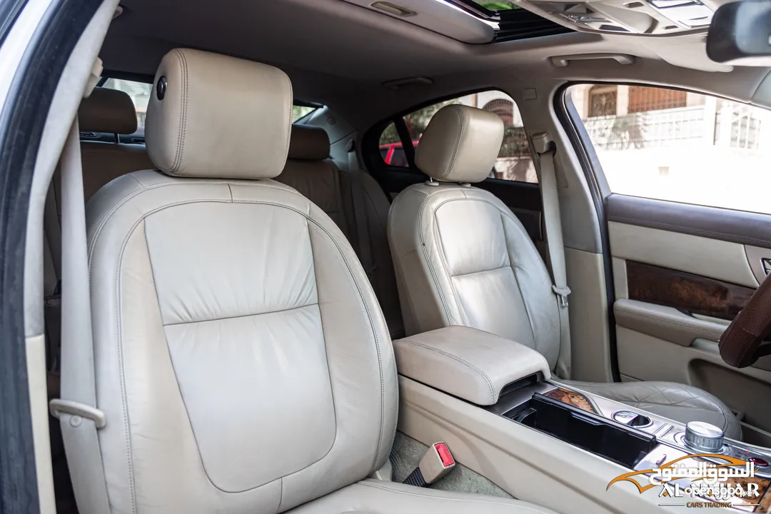 Jaguar XF 2007  السيارة وارد الشركة و بحالة ممتازة جدا