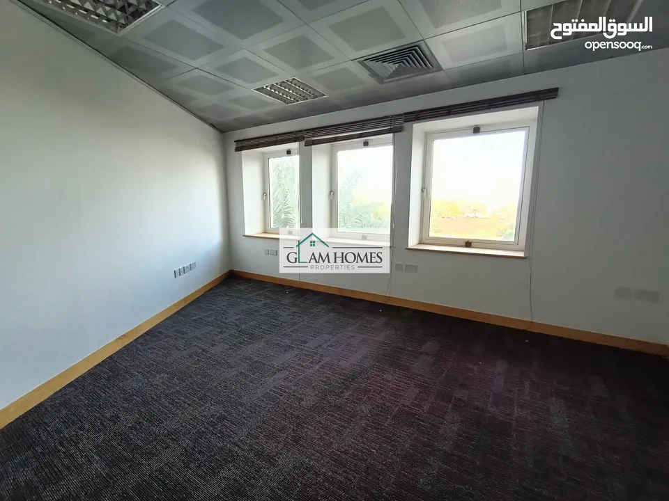 Spacious office for rent at an amazing location Ref: 445H