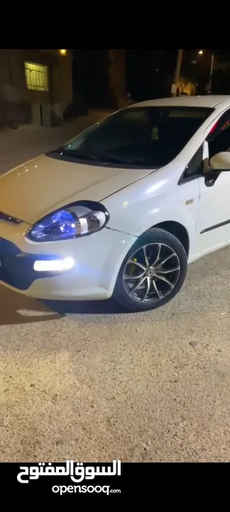 فيات بونتو جراند