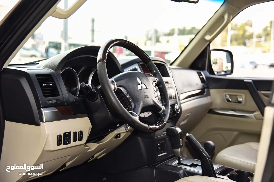 ميتسوبيشي باجيرو Mitsubishi Pajero GLS 3.8L V6 2015