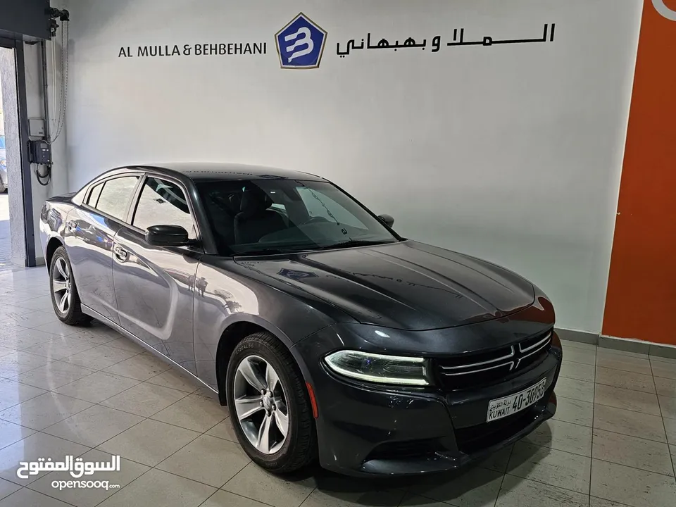 Dodge Charger SE