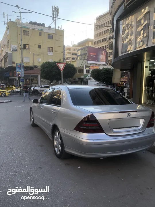 مرسيدس c203 اصل عمومي موديل 2006 بحالة ممتازة للبيع عالكاش فقط