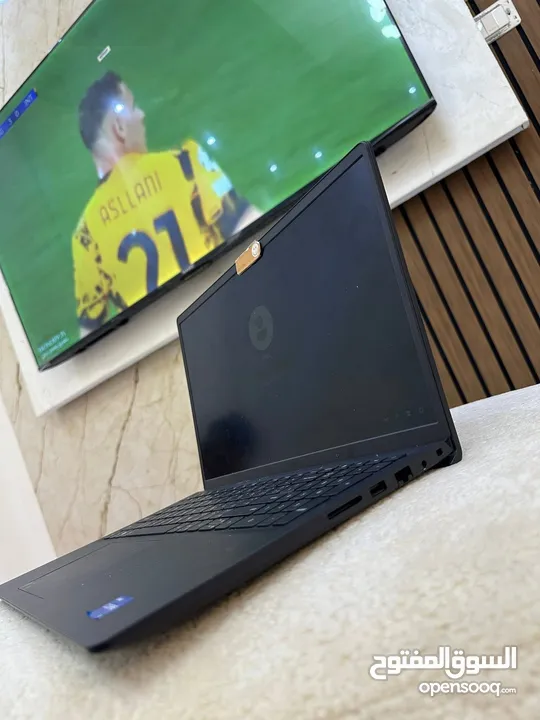 ‎ ‎لابتوب  Dell Vostro ‎ مستعمل بحالة جديد استخدام سنة فقط