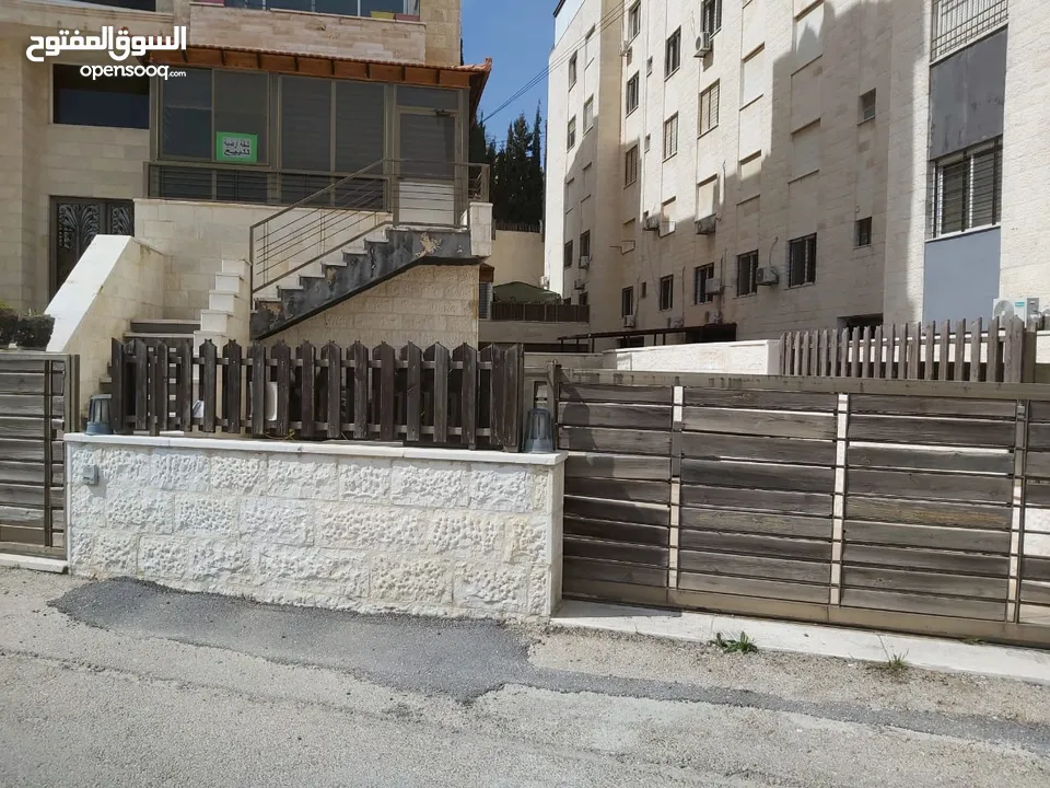 شقة ارضية للبيع غرفتين نوم في الرابية