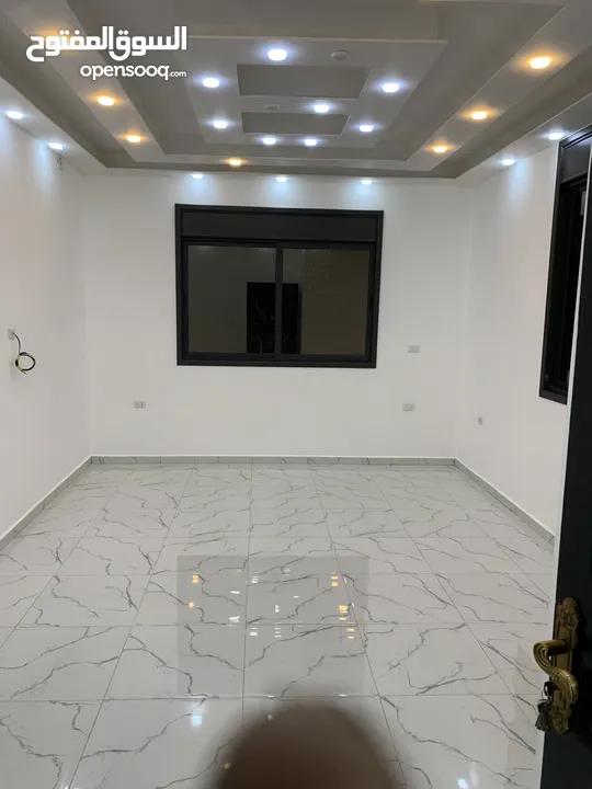 شبه فيلا للإيجار في ماركا الشمالية