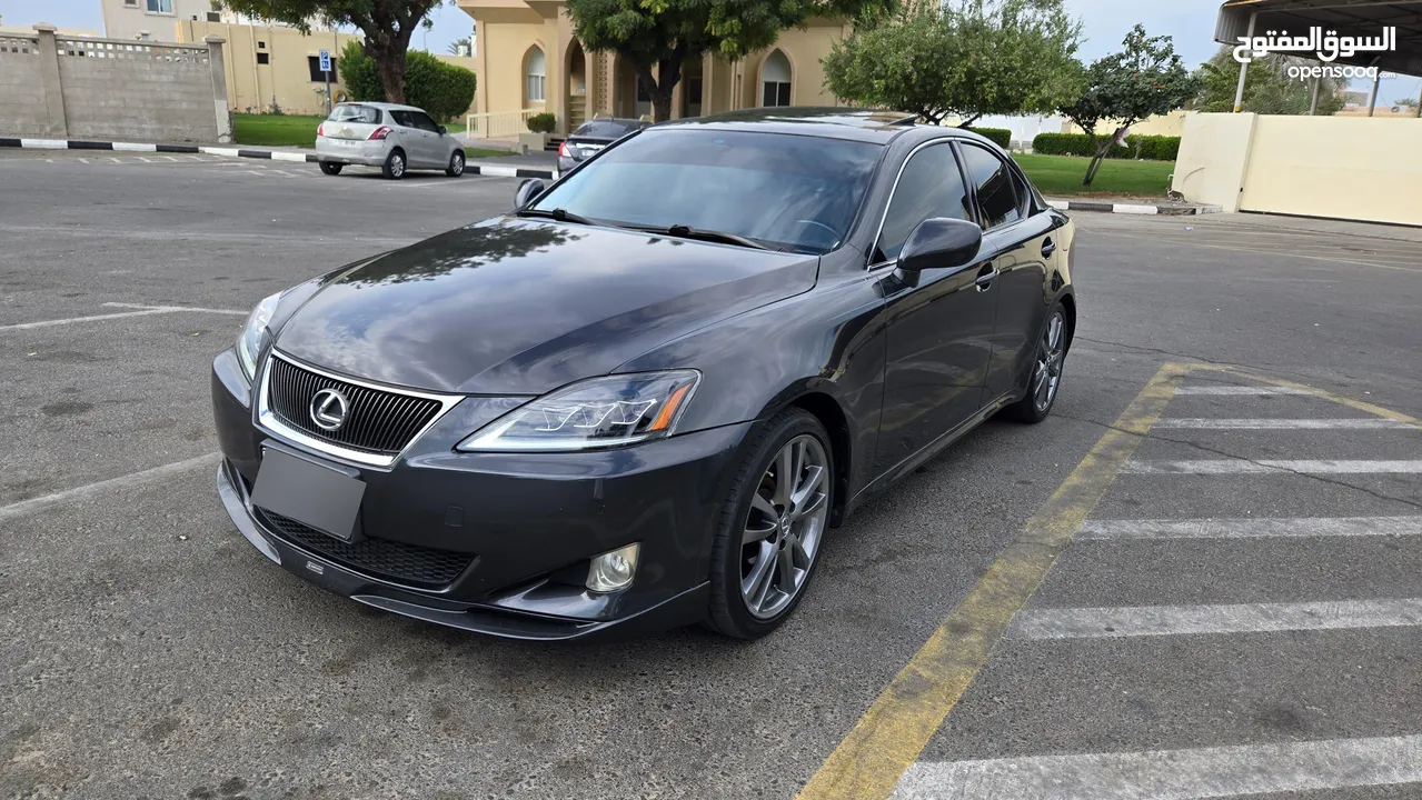 Lexus is350 2008 - Very clean