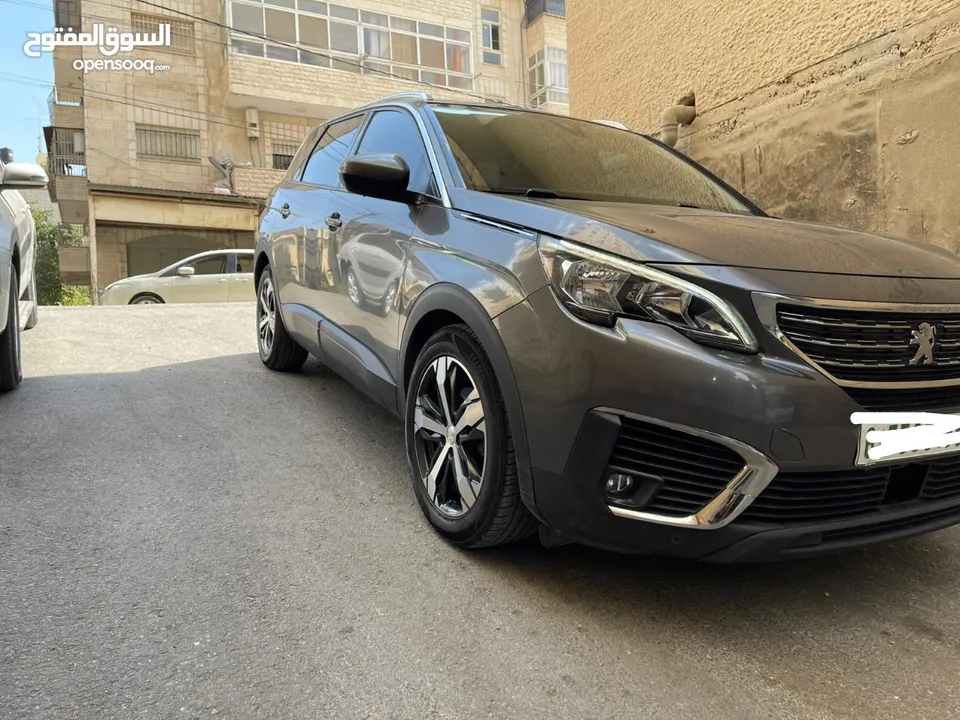 بيجو 5008 يد اولى