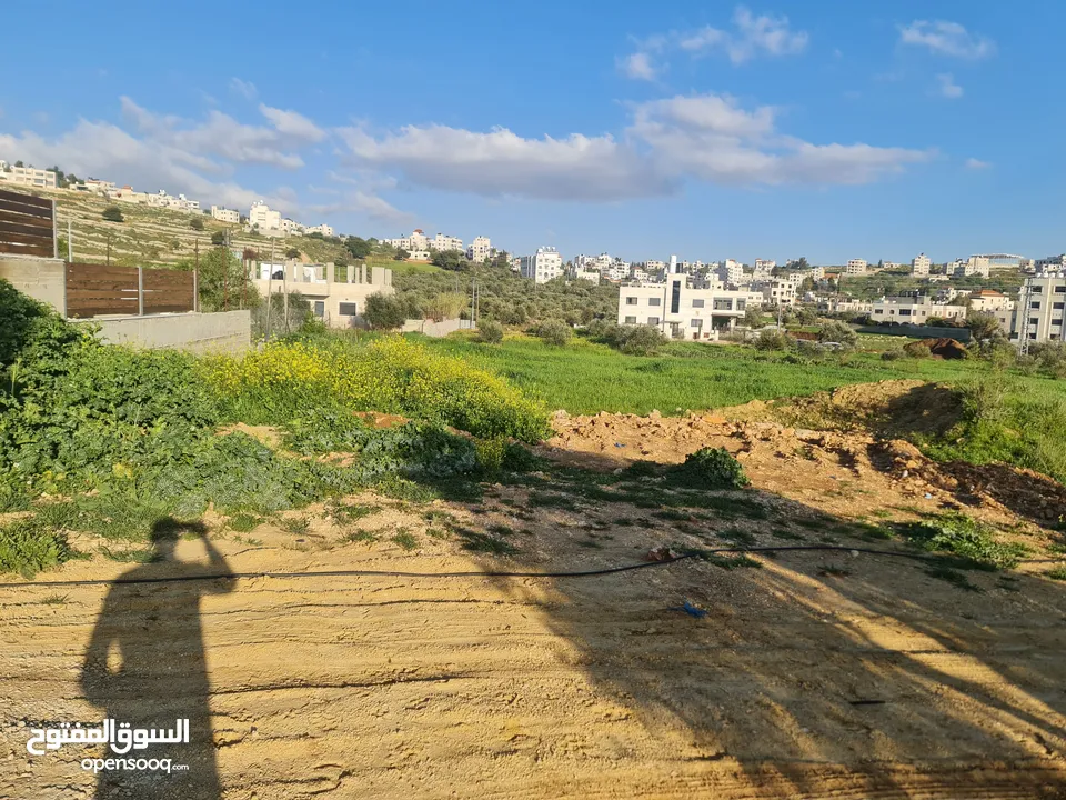 قطعة ارض للبيع