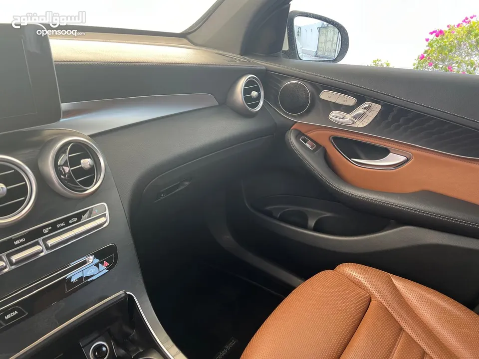 GLC 250 Coupé Mercedes 2018 مرسيدس GLC250 ابيض 2018