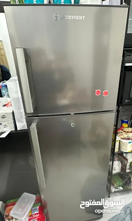 Fridge for sale, use only one year in good condition, measuring the length 1.68 metres, width 55 cen