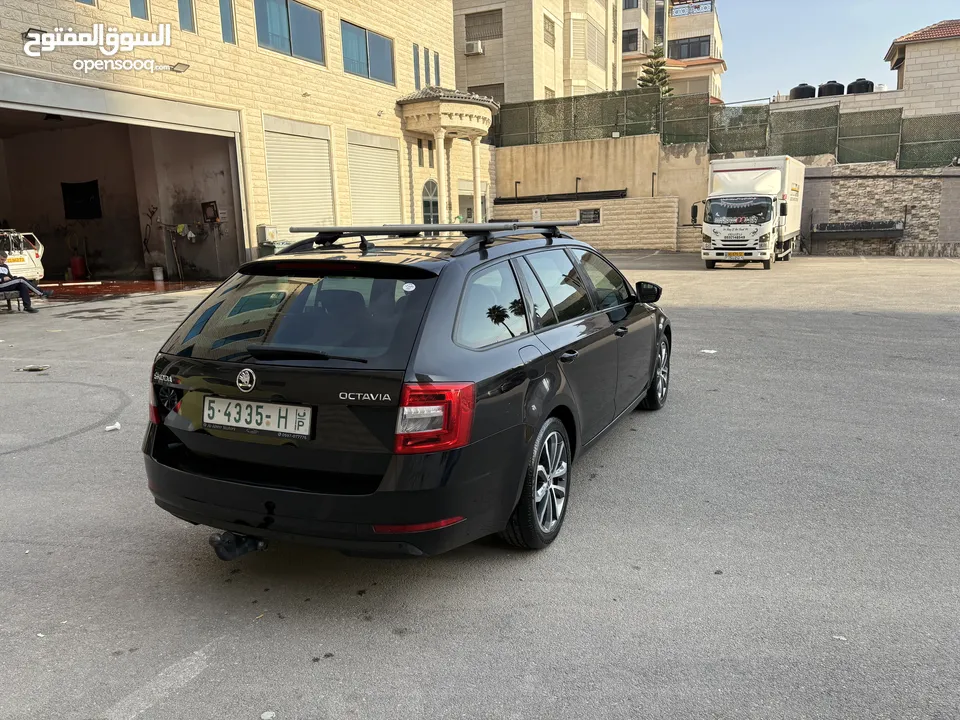 سكودا ستيشن اوكتافيا 2019 للبيع شامل ترخيص وتامين لشهر 5/26