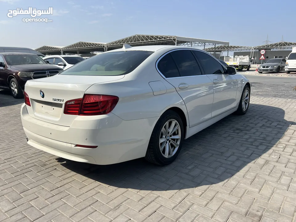 BMW model 2011 Gulf  is very clean without accident            BM520i