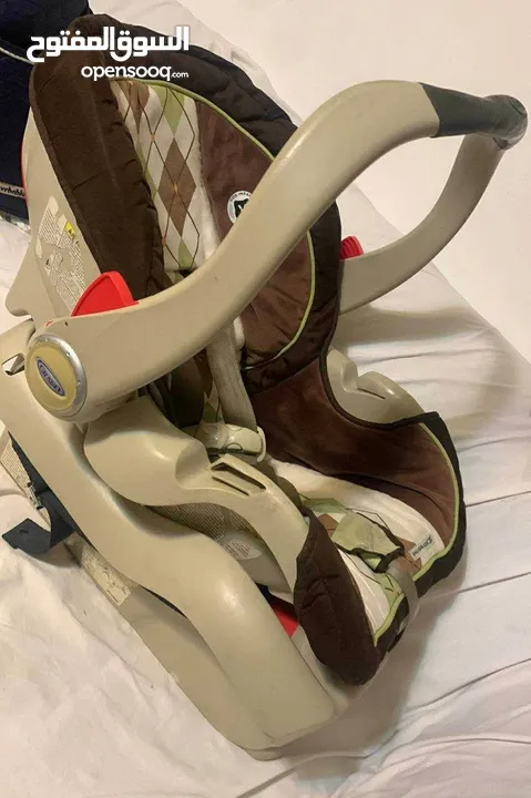 Car seat كرسي سيارة \شبه جديد